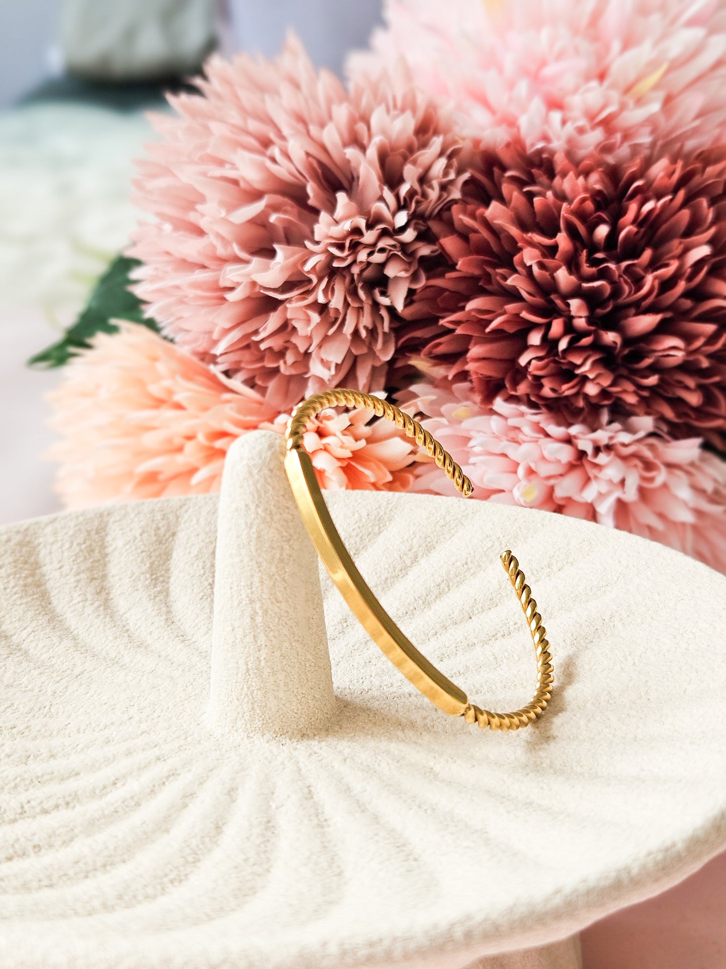 Iva Bangle