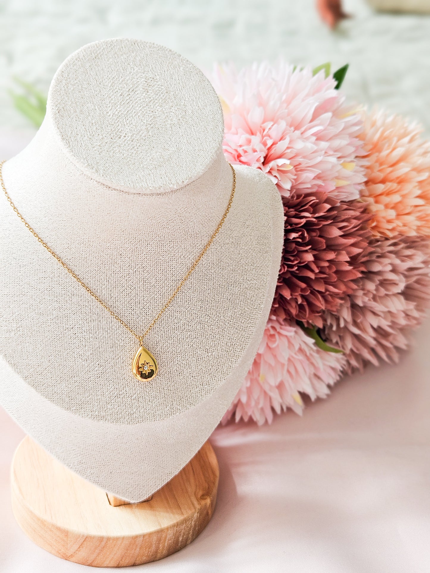 Vylah Necklace