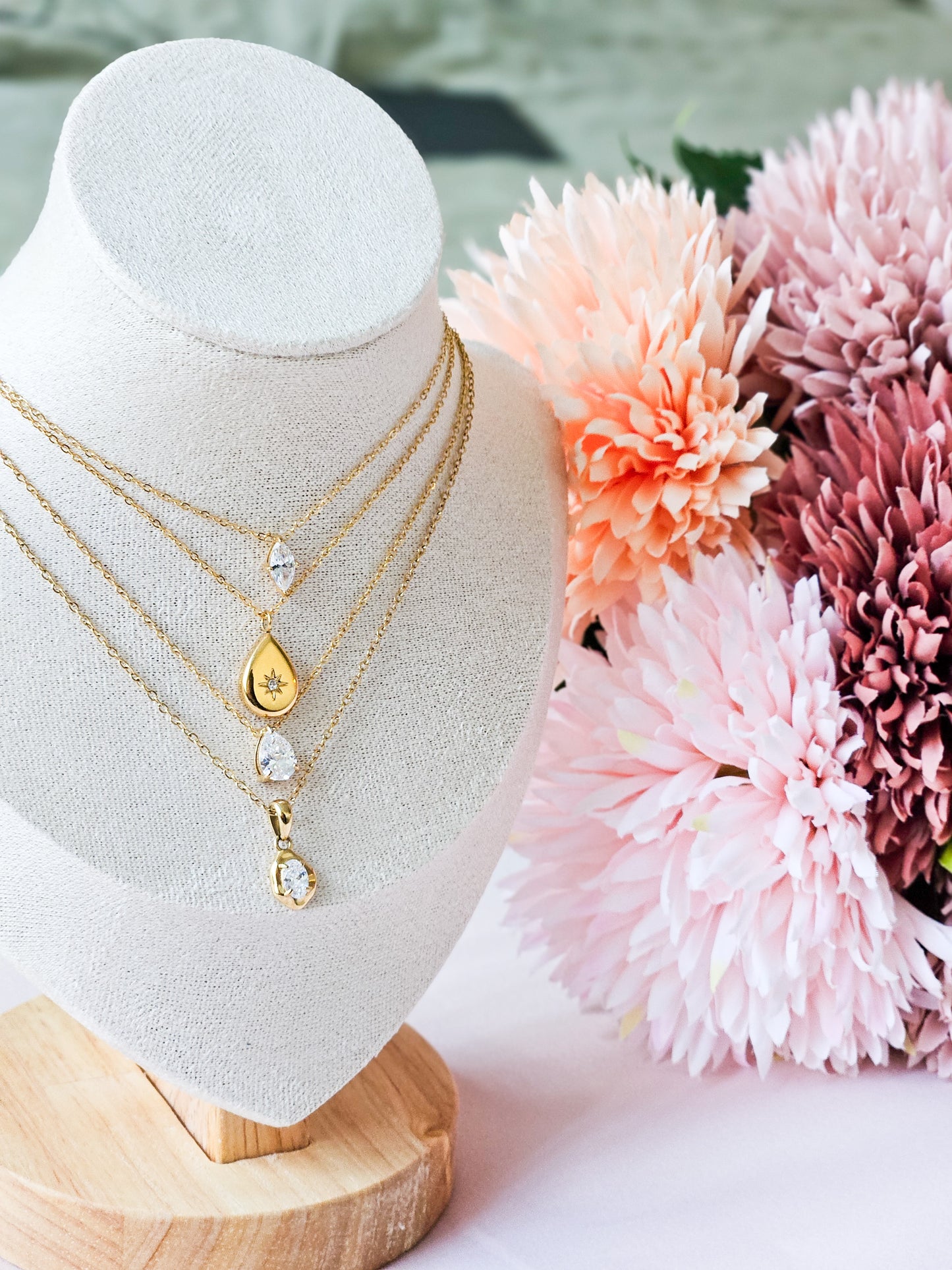 Anya Necklace