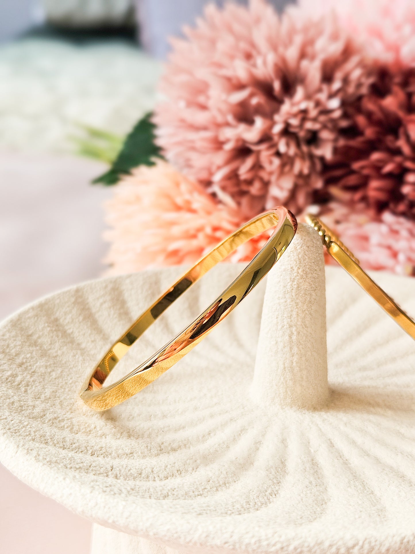 Raya Bangle