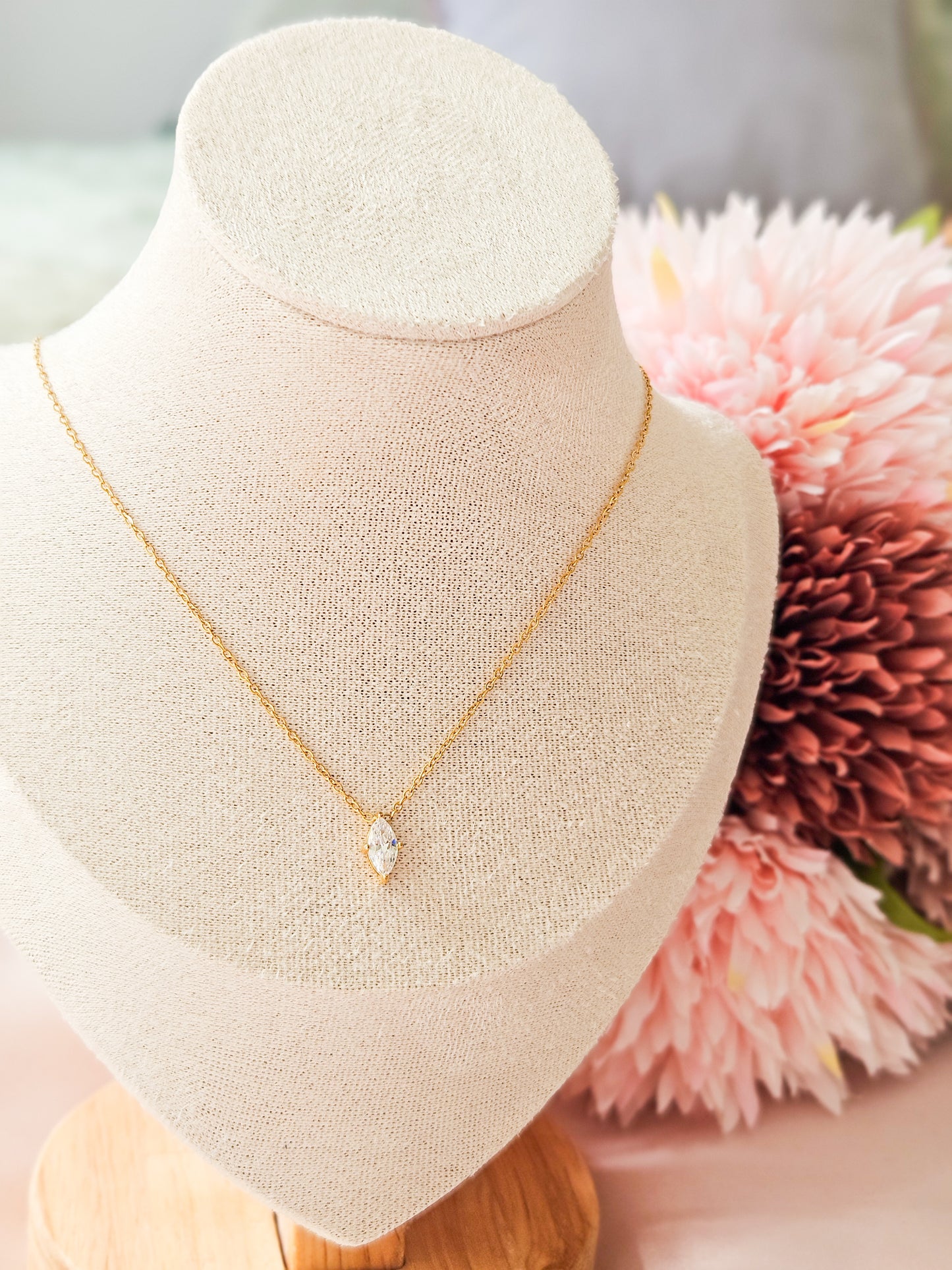 Clara Necklace