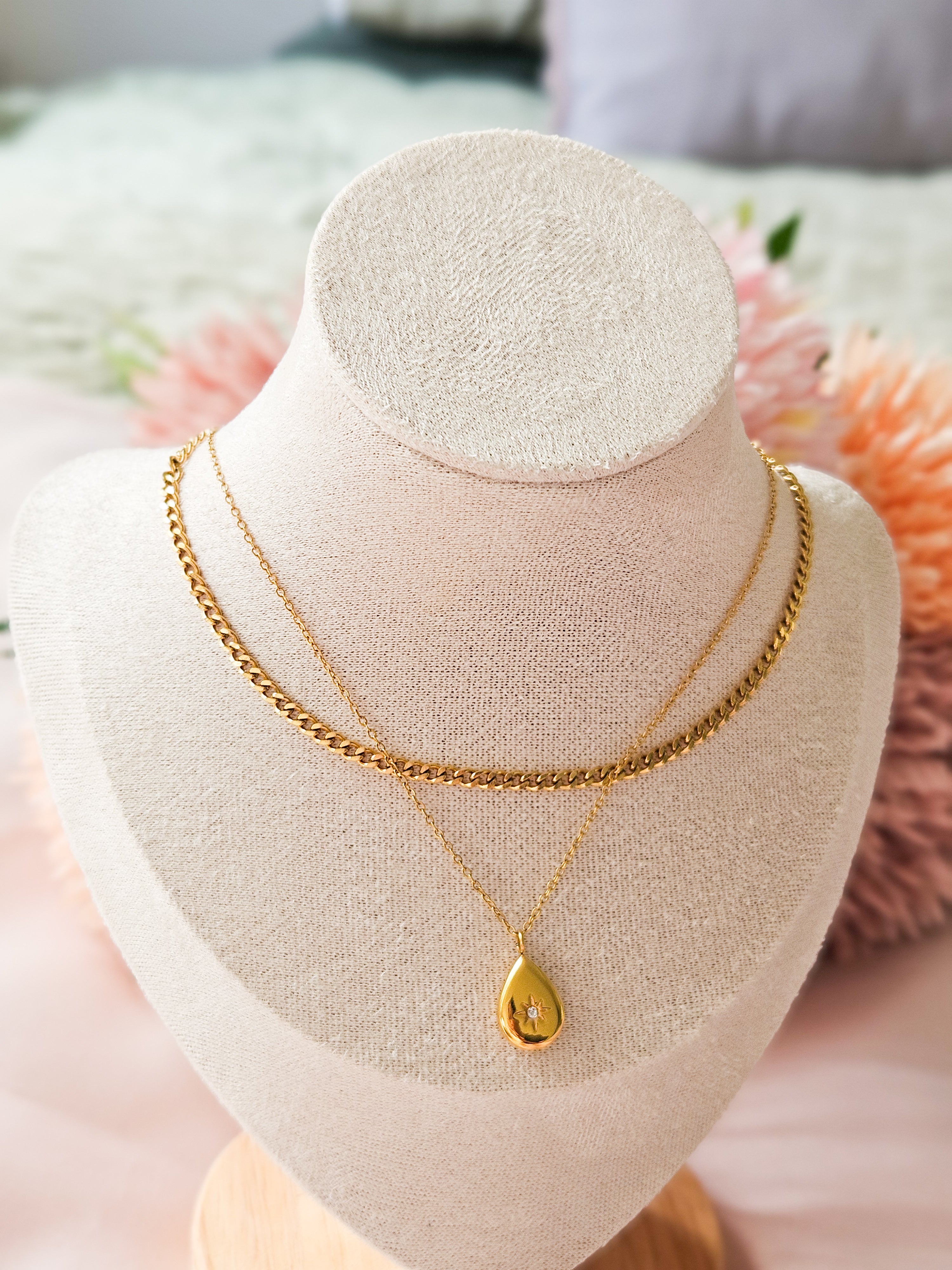 Junia Choker Necklace