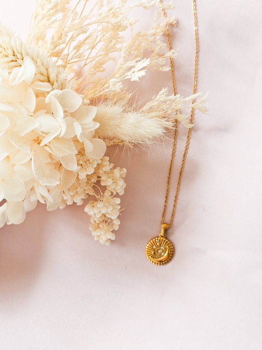Luna Necklace